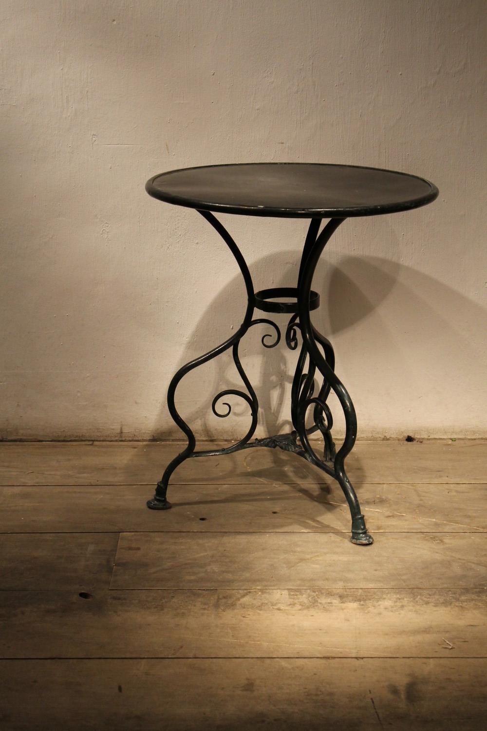 contemporary black painted Arras pub table 