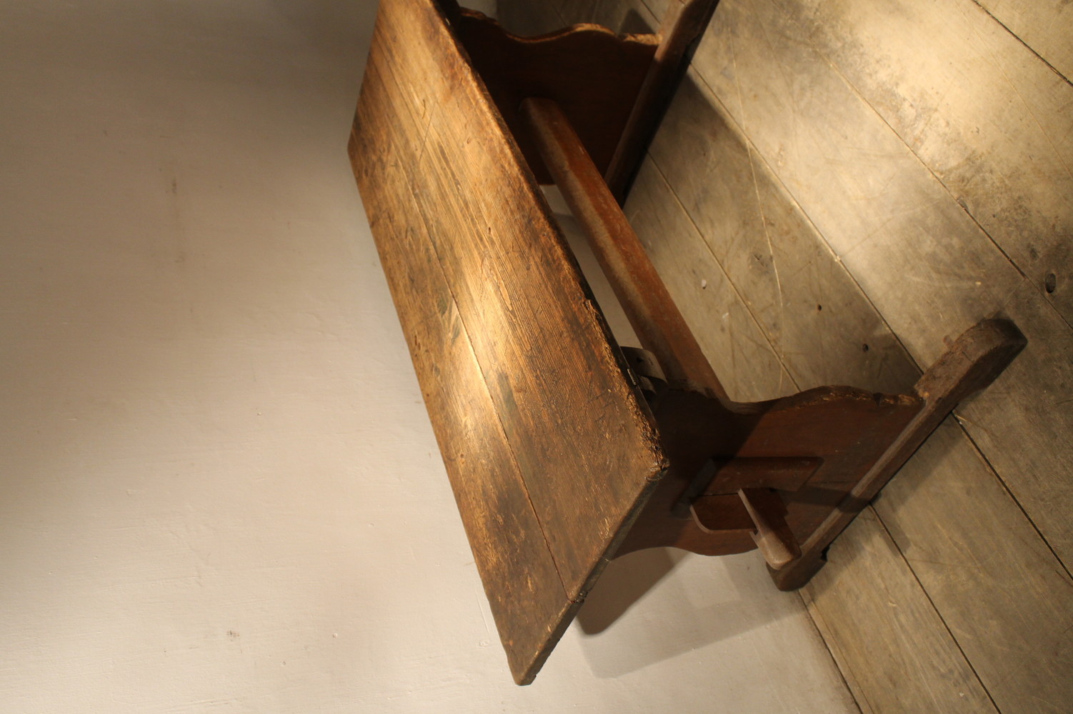  Danish baroc trestle table