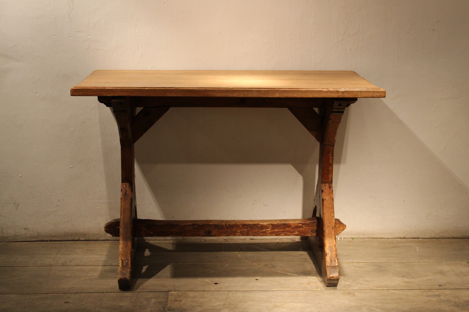 English Arts and Craft pine side table 