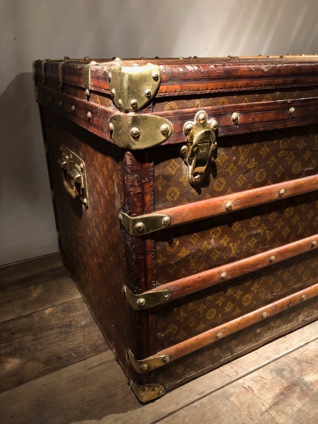 Antique Louis Vuitton Trunk In Monogram Canvas 110 Cm