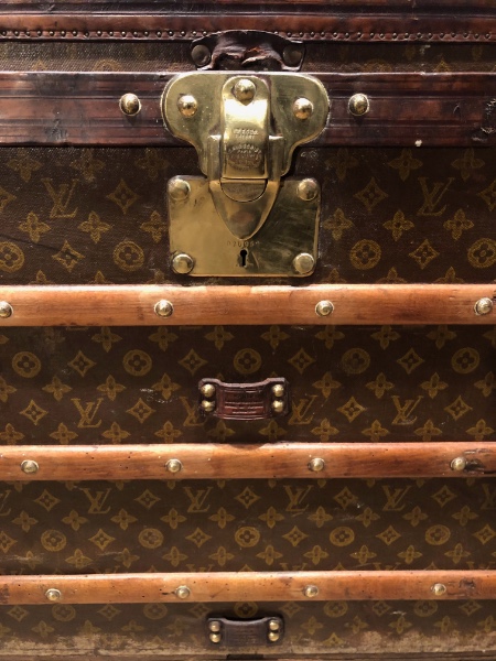 1900s Louis Vuitton Monogram Courier Trunk