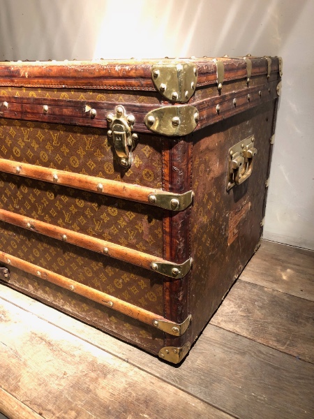 Louis Vuitton Courier trunk LV Monogram