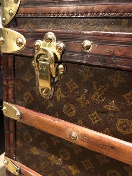 Louis Vuitton Courier trunk LV Monogram